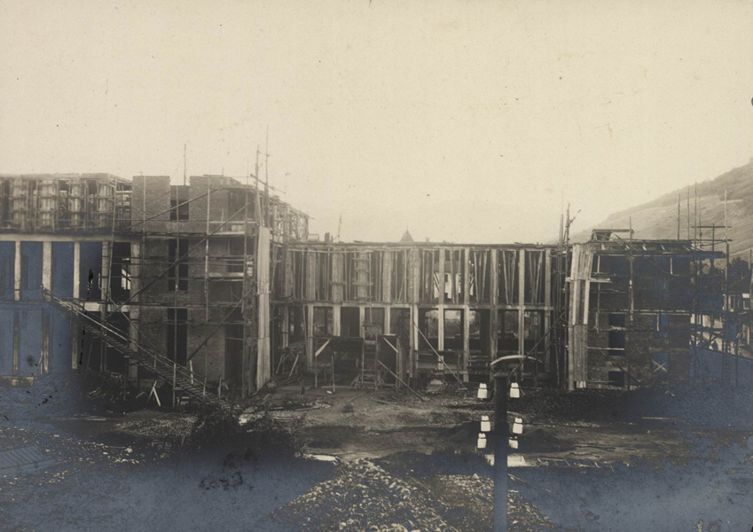 Construction du Louvre